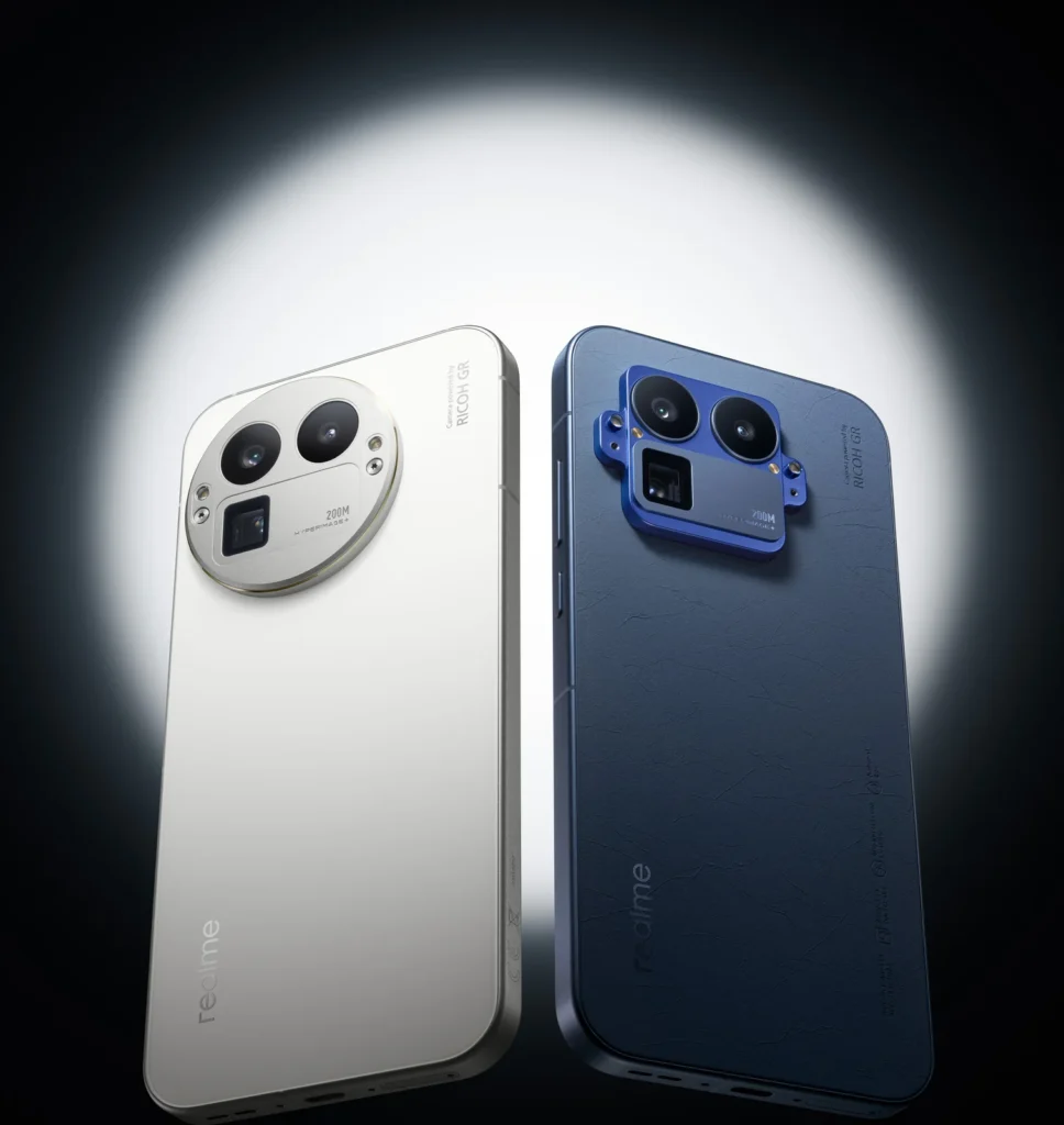 realme GT 8 Pro, in Diary White and Urban Blue, on a black backdrop