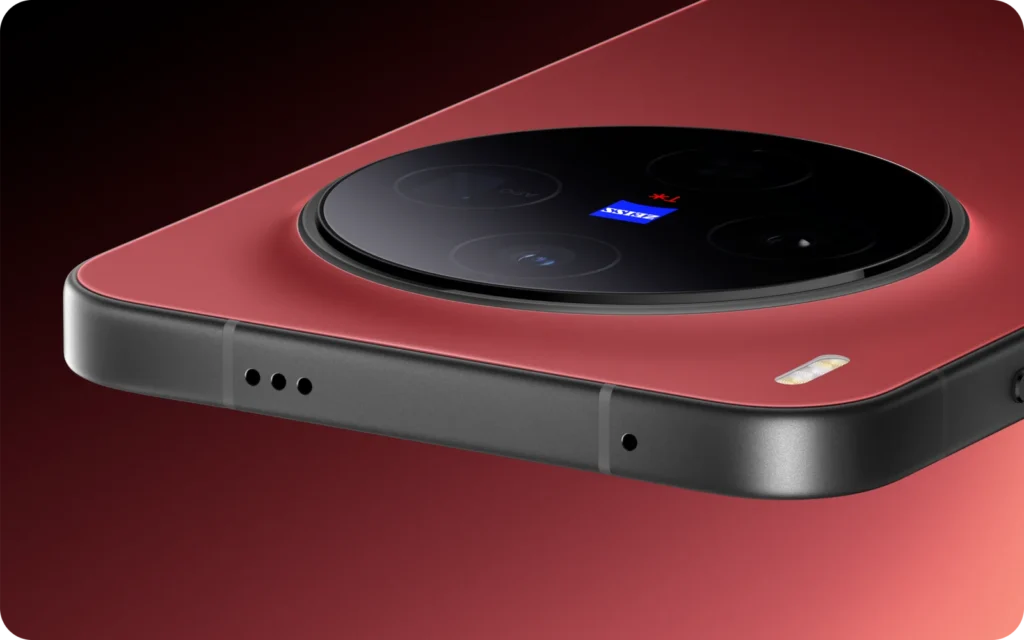 vivo X300, close-up of the camera ring in Summit Red