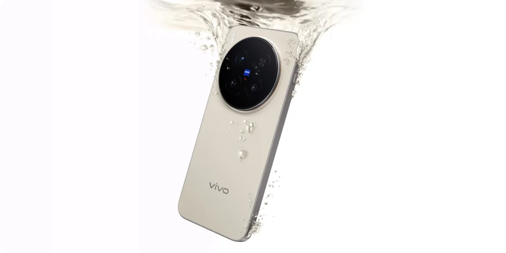 vivo X300 Pro, in Dune Gold, splashing into water