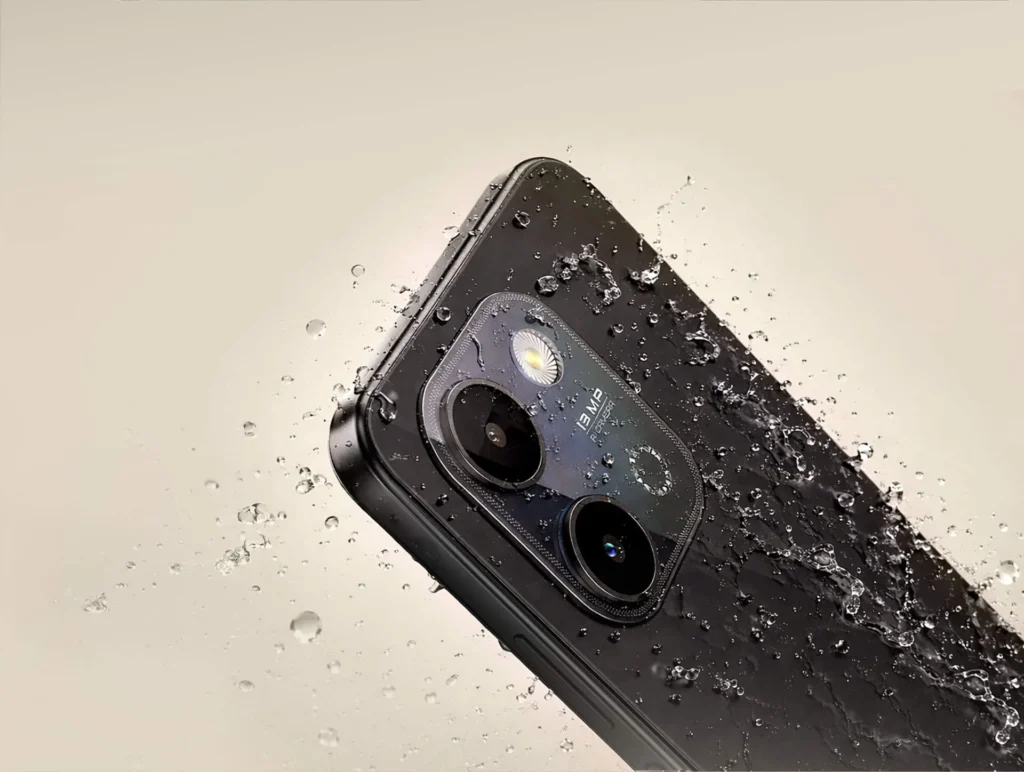 Lava Bold N2, in Indus Black from the back, with water drops
