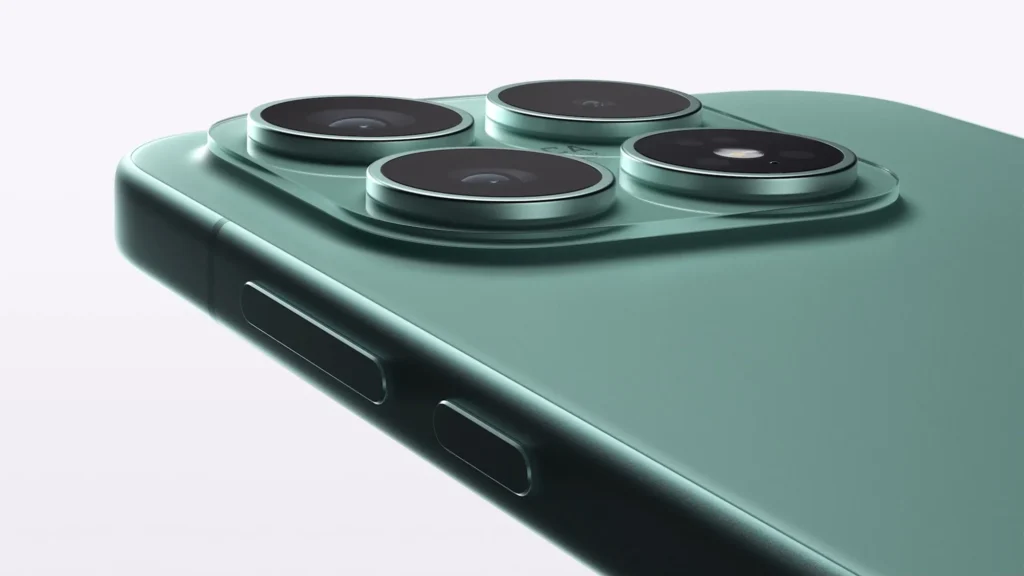 Xiaomi 17, in Venture Green, camera and side buttons up close