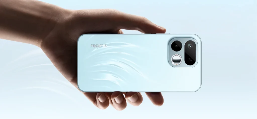 realme 16T 5G, in Aurora Green, held in hand