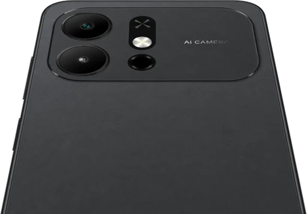 itel Zeno 100 Pro, in Natural Black, close-up of the camera
