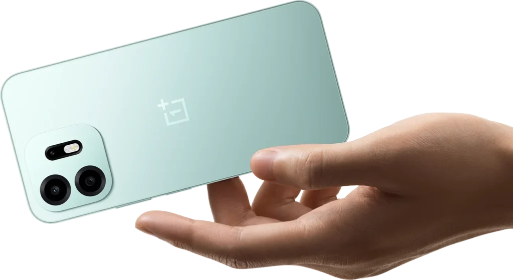 OnePlus OnePlus N6, in Fresh Mint, held in the hand