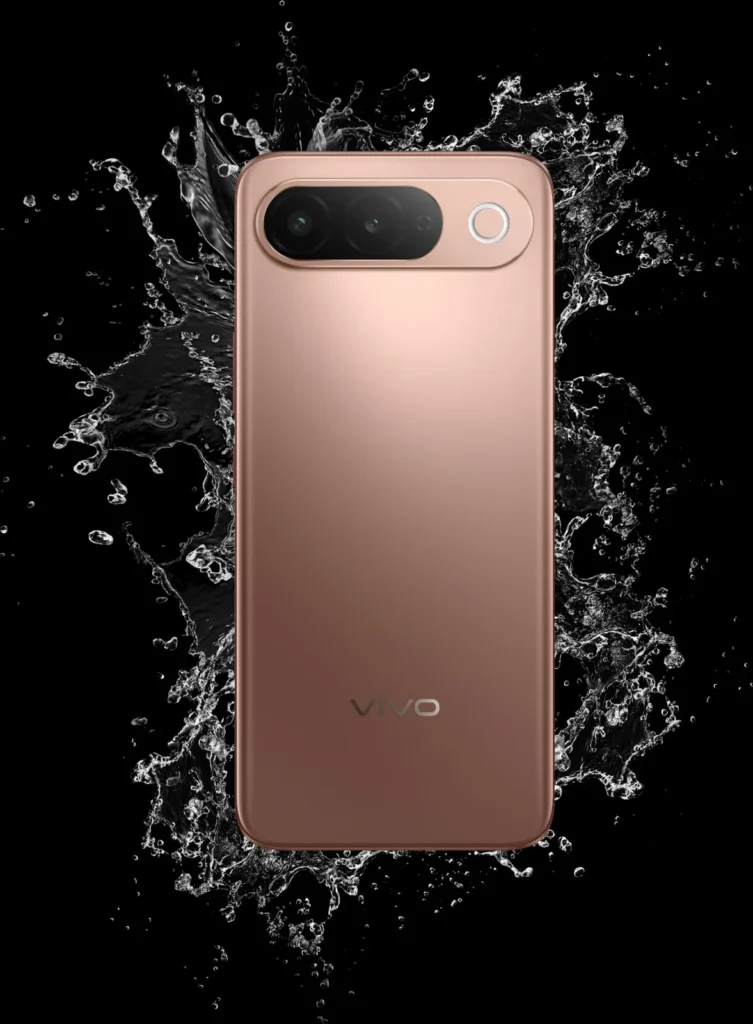 Vivo T5 5G, in Royal Bronze, from the back with water splashes
