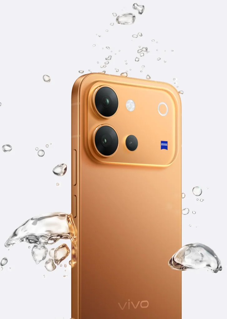 Vivo V80, in Sunrise Anthem, from the back with water splashes